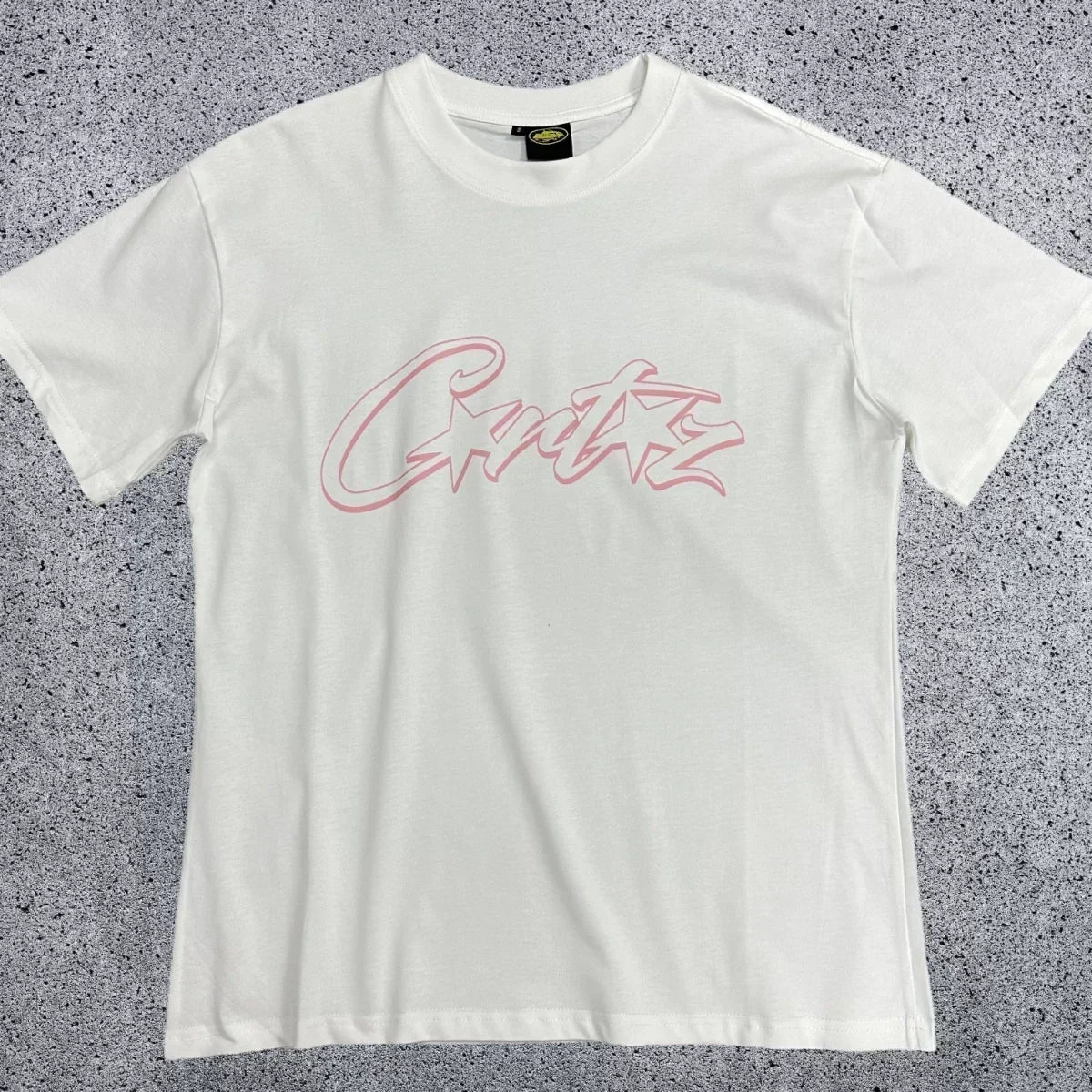 Pink Accent Star-Logo Graphic Tee - White & Pink Streetwear T-Shirt